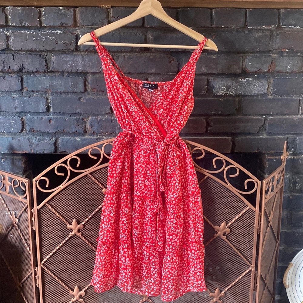 NWT Francesca‘s RIXXI small red and white dainty floral sundress, unworn